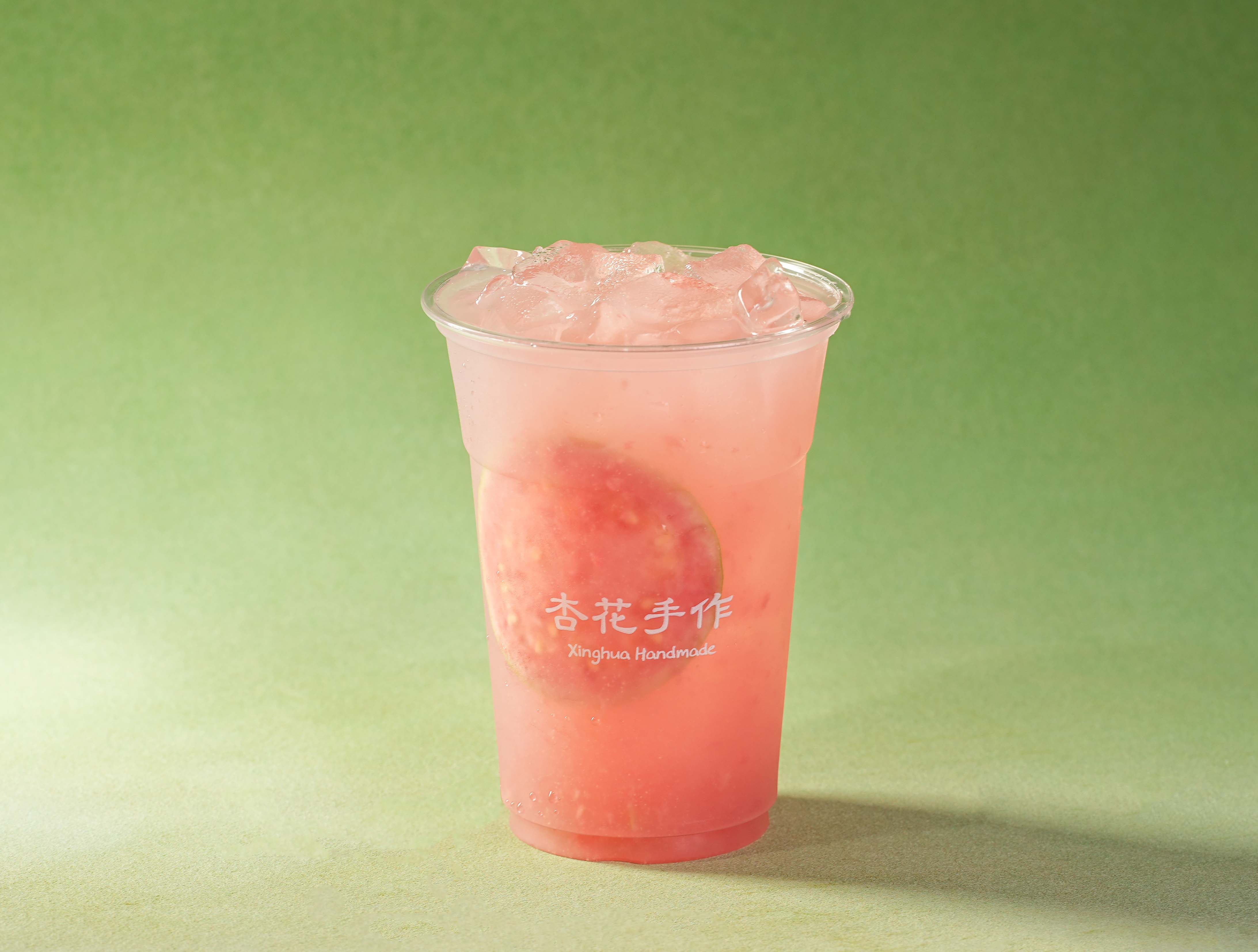 粉芭乐冰茶